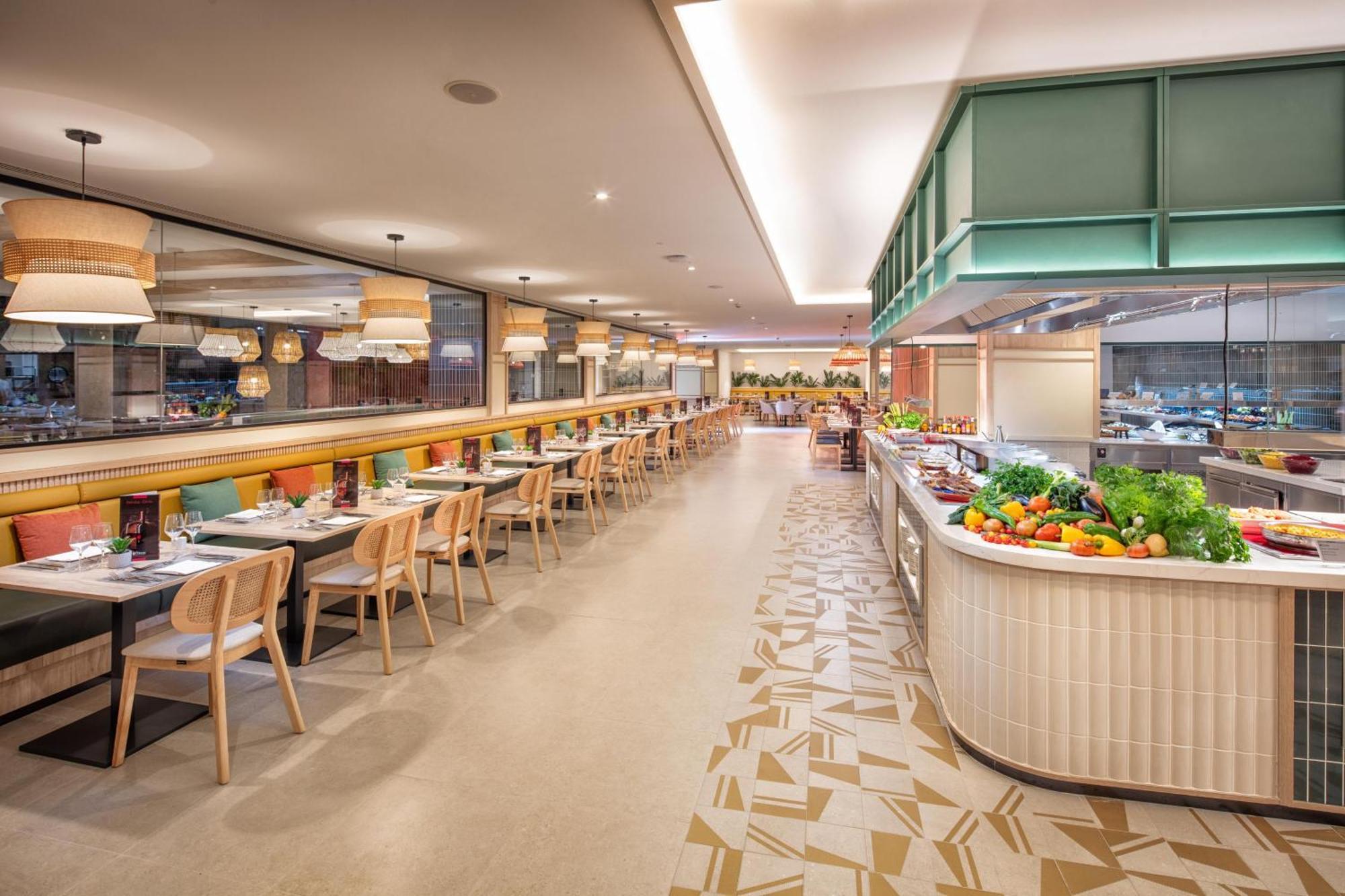 公主酒店4*